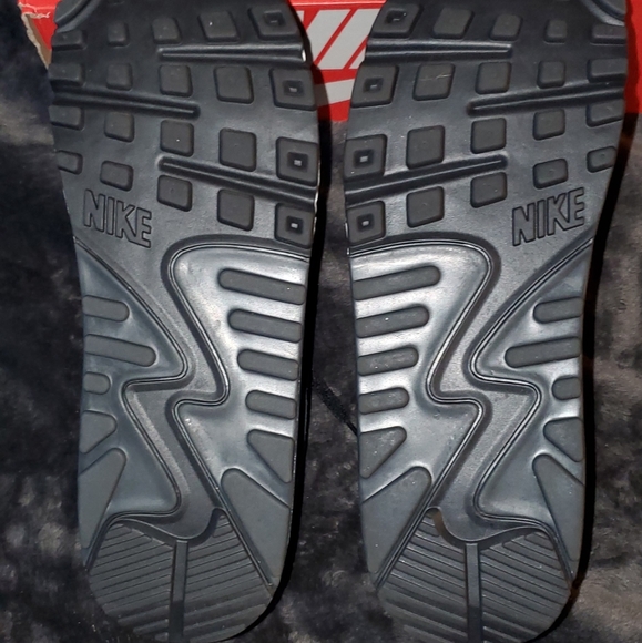 Nike Air Max 90 Essential - Picture 5 of 6